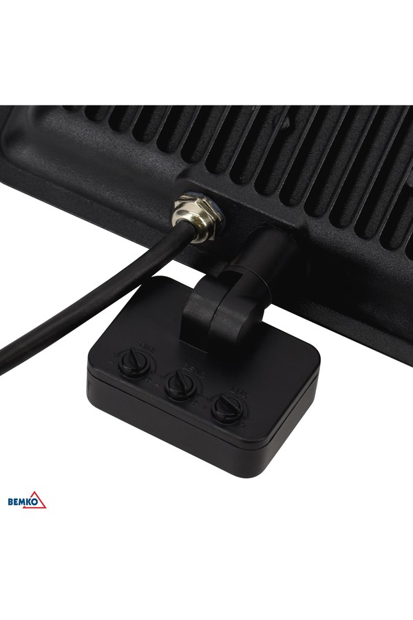 LED-prožektor SMD Lofot 10W 6000K 870lm IP65 PIR must