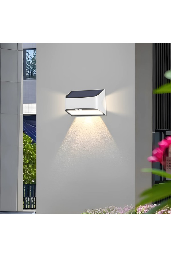 Braytron SOLARIS W1B WHT 6W 6500K IP54 SOLAR WALL LIGHT